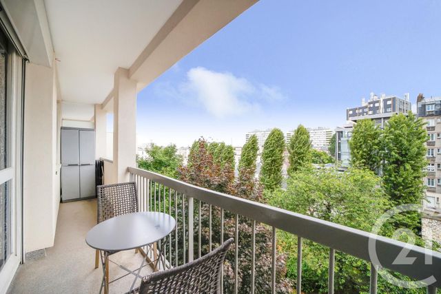 - ISSY LES MOULINEAUX -